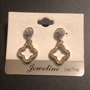 Silver & gold earring with jewels